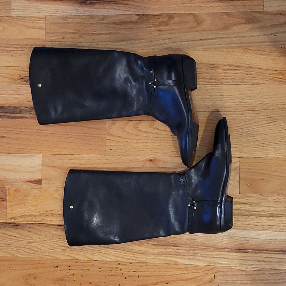 NEVER WORN ETIENNE AIGNER TALL EQUESTRIAN RIDING LEATHER BOOTS. - Picture 14 of 15